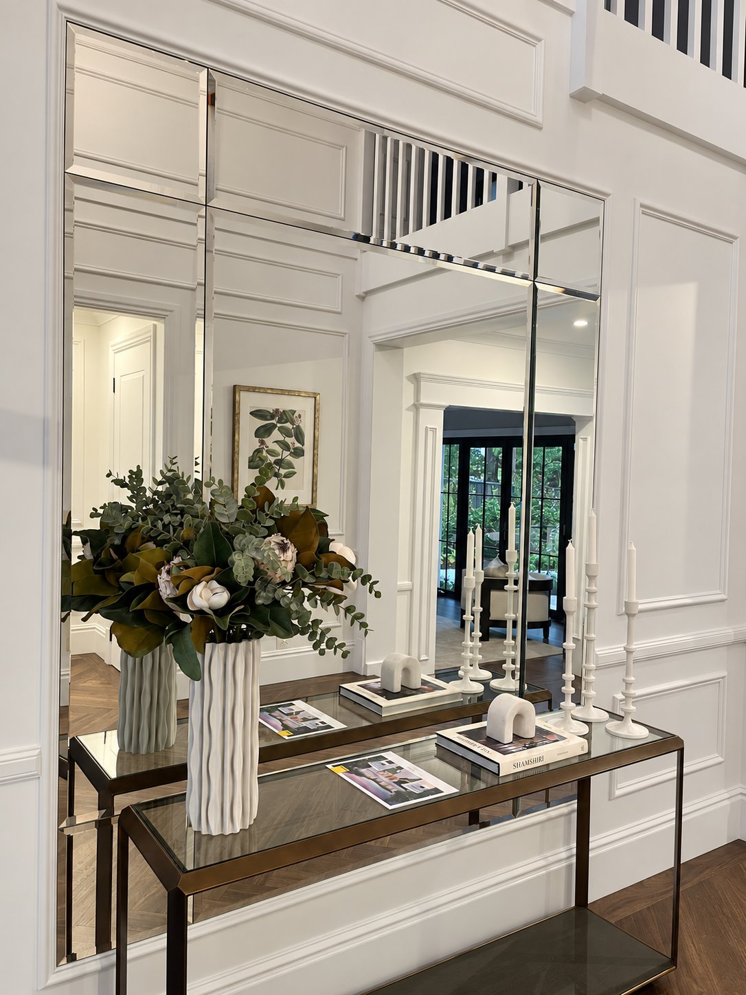 Custom Mirror Installation Sydney, Mirror Replacement, Gym Mirror Installation, Cabinet Mirror Replacement, Bronze Mirror, Black Mirror, Smokey Black Mirror