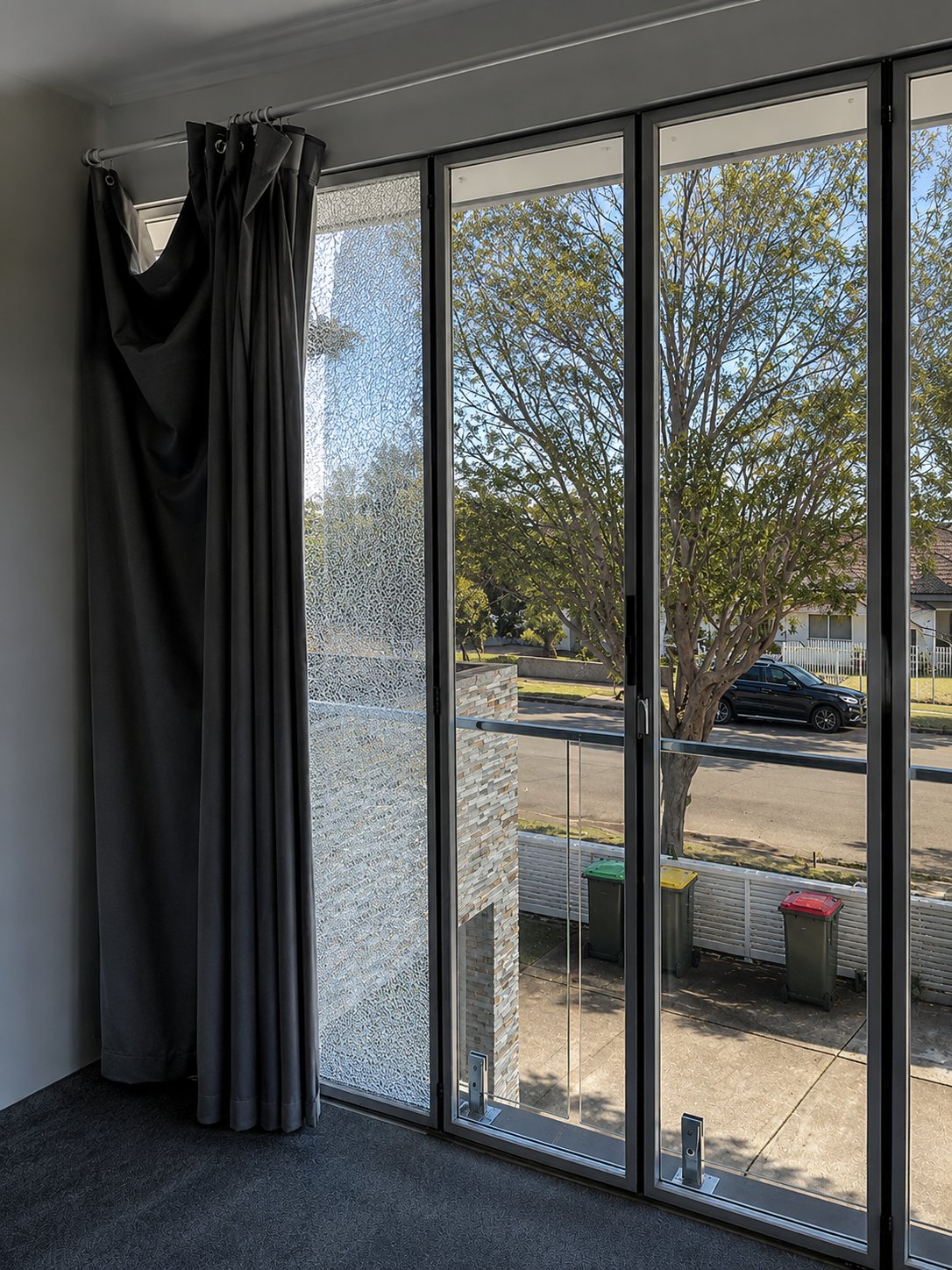 Bifold door double glazed glass replacement - Lidcombe - before