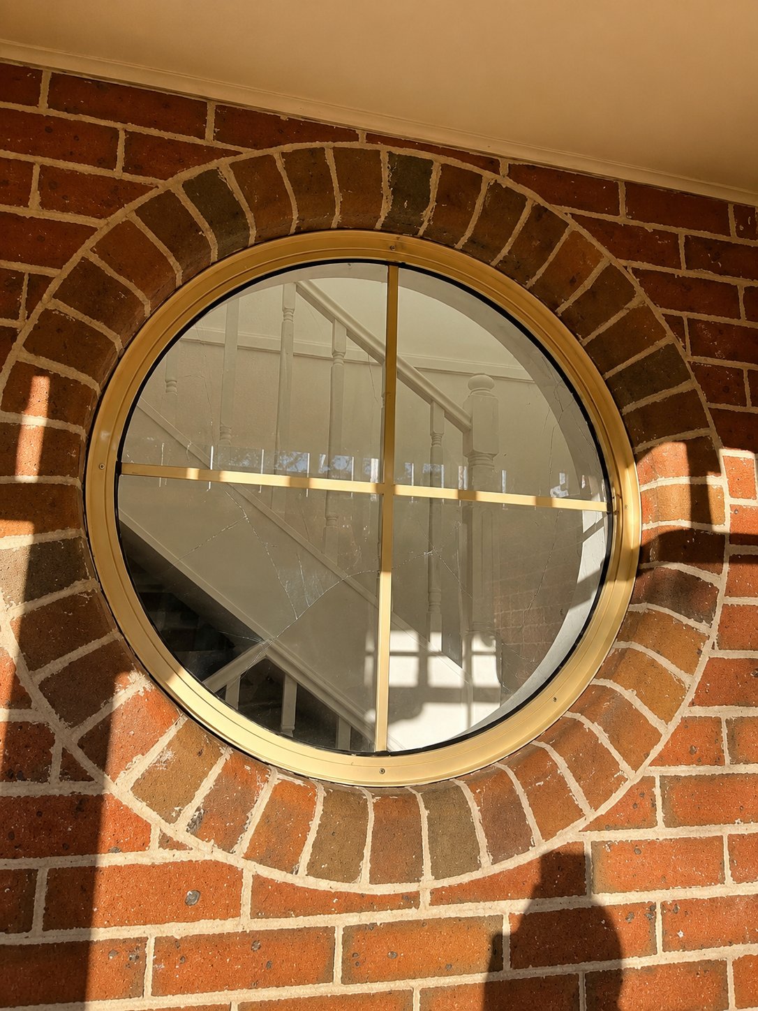 Round porthole window glass replacement - Chatswood - Glass Replacement, Fusion Glass